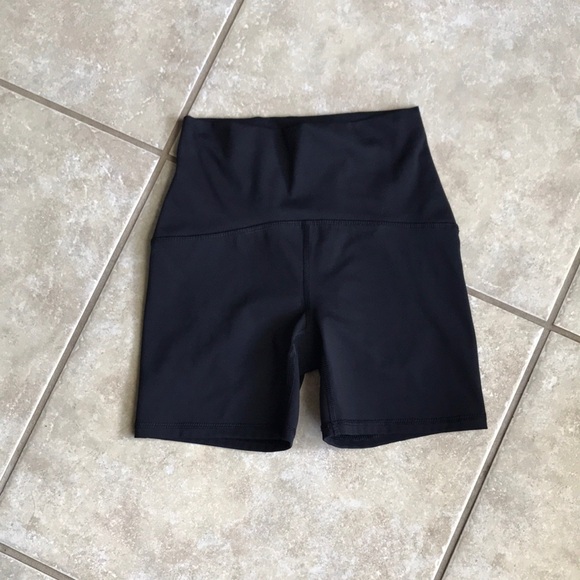 RBX Women's Black Athletic Shorts - Picture 1 of 2